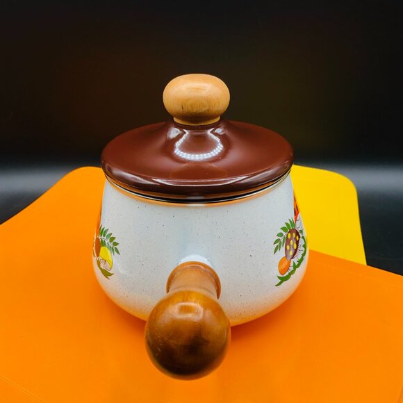 Vintage 70s Merry Mushrooms Enamel Fondue Pot Wood Handle, Retro Cottagecore - Picture 2 of 11